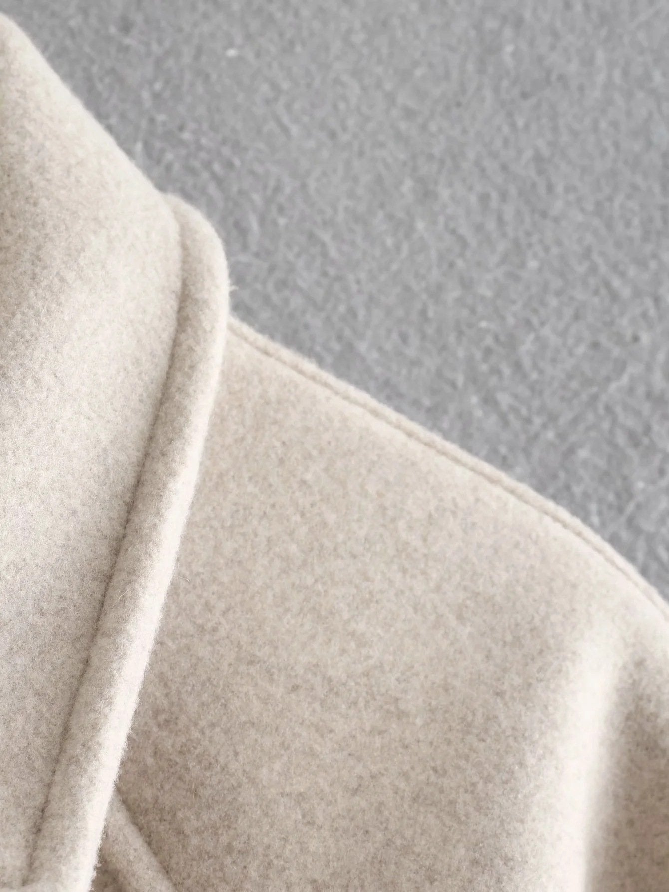 Single-breasted Woolen Coat - LivingLuxuryBoutique