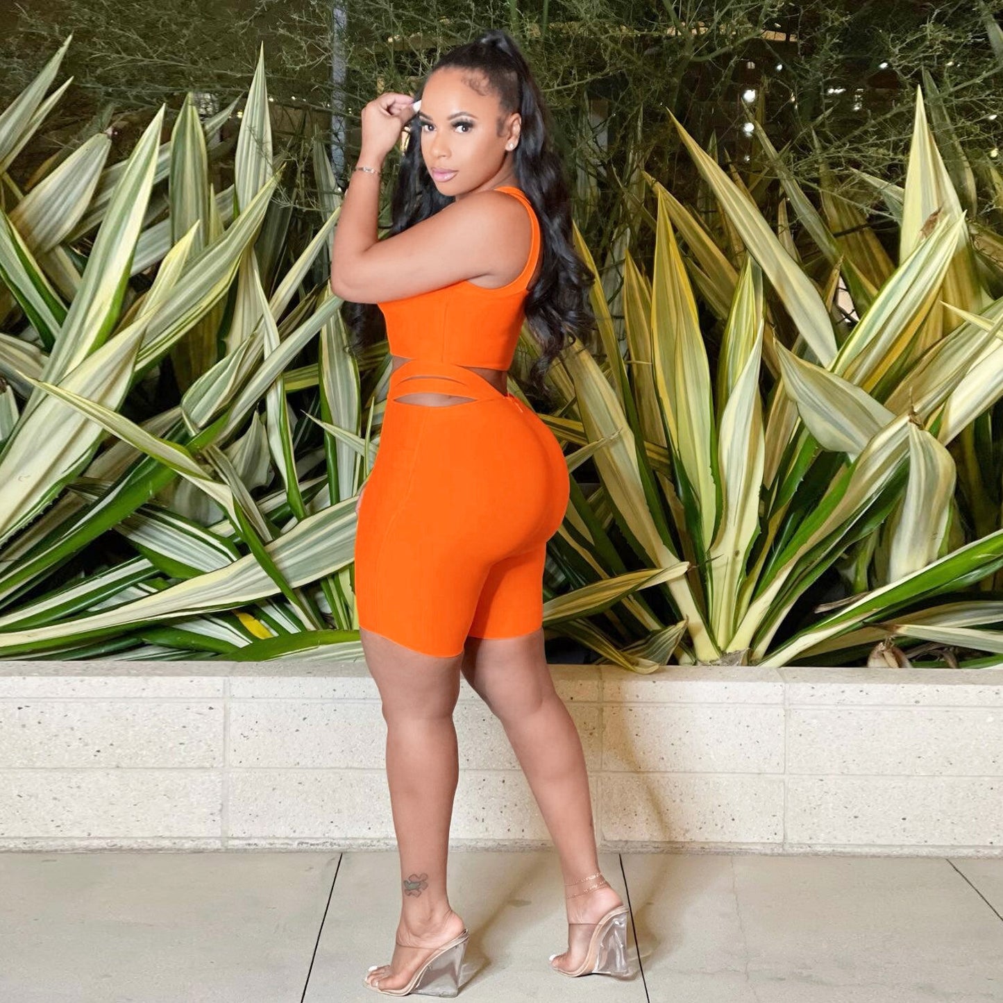 Sexy Chest Wrap Spaghetti Straps Sleeveless Shorts Two-Piece Set