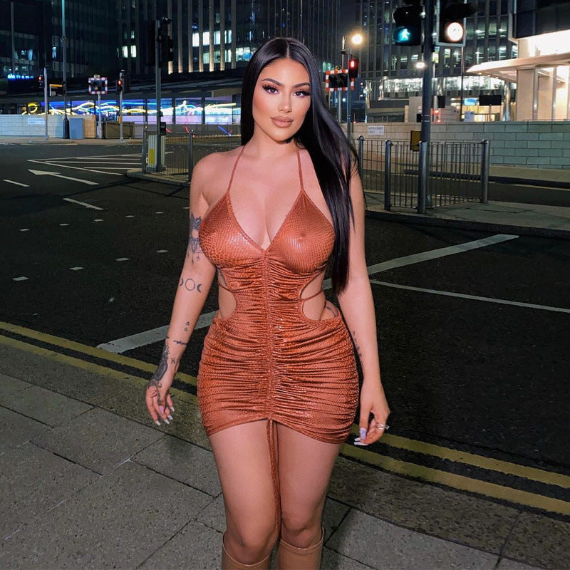 V-neck Brace Backless Pleating Dress